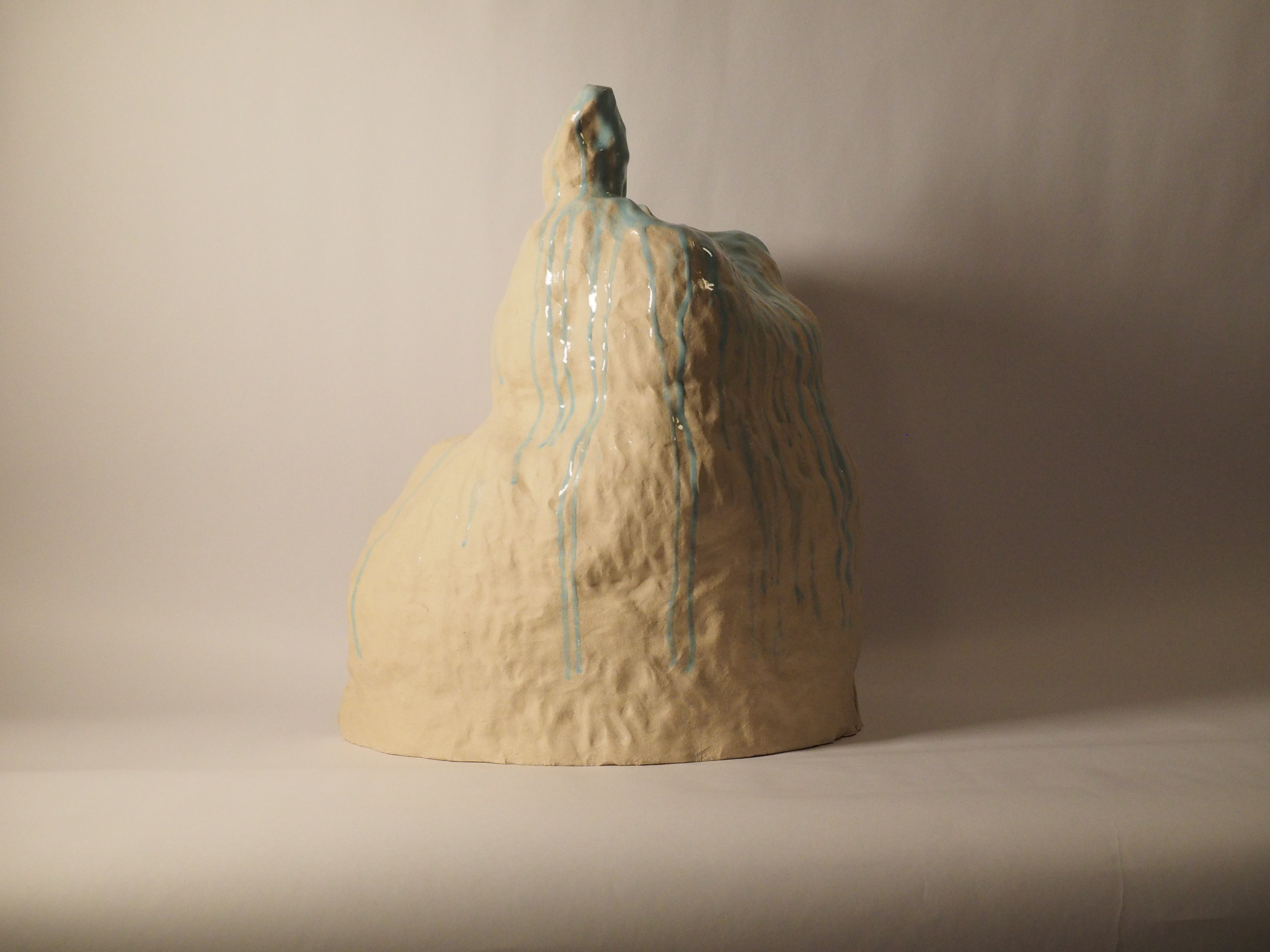 back 3/4 view of ceramic